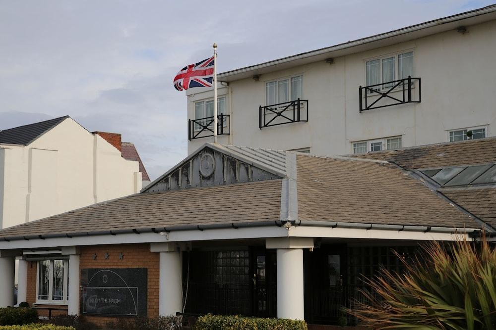 Inn On The Prom At The Fernlea Hotel Lytham St Annes Exteriör bild