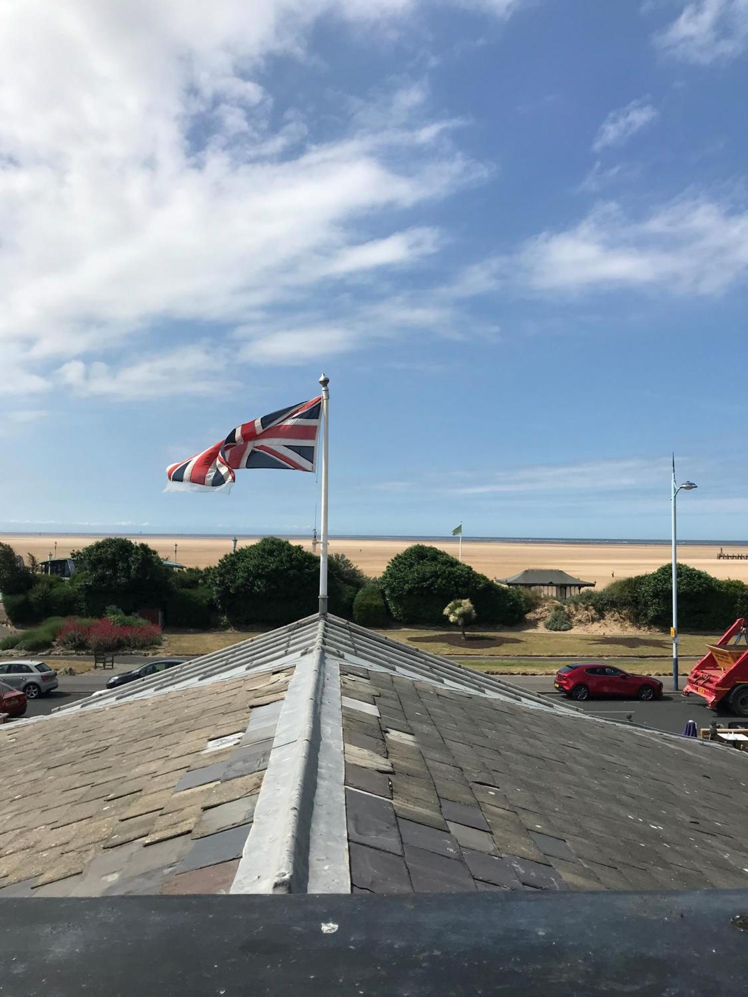 Inn On The Prom At The Fernlea Hotel Lytham St Annes Exteriör bild